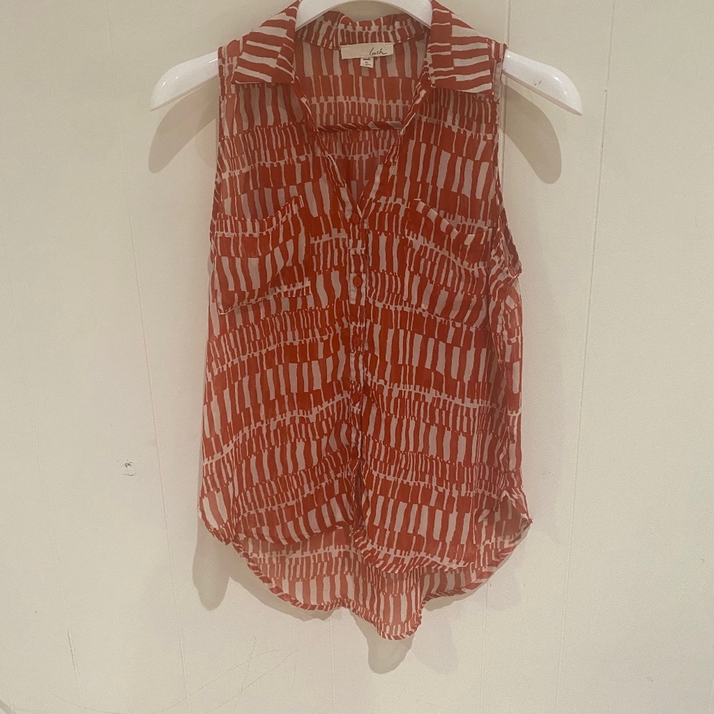 Lush Sleeveless Sheer Geometric Button up Top